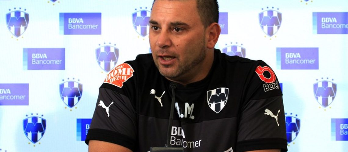 Antonio-Mohamed-jugando-como-queremos