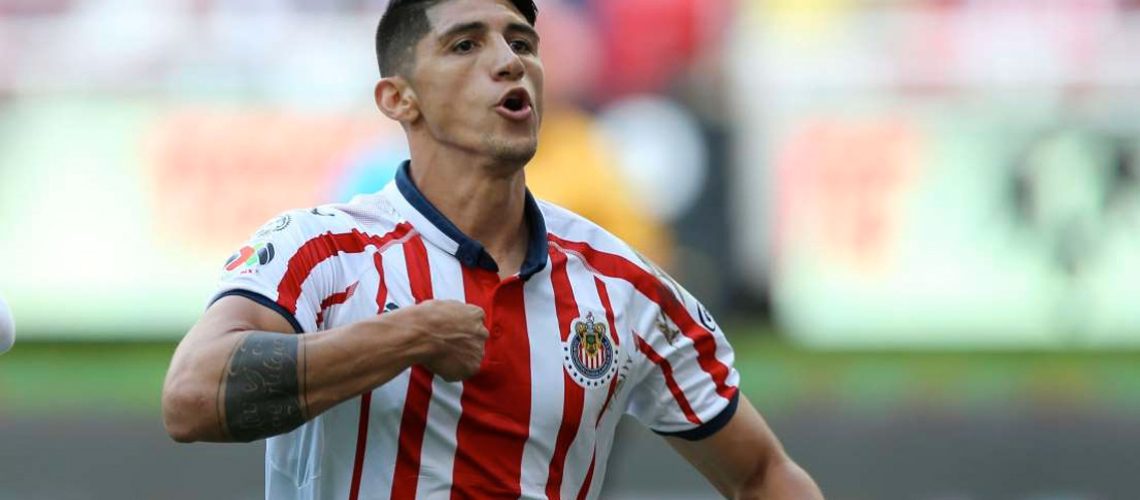 Alan Pulido deja a Chivas para firmar con Kansas City de la MLS